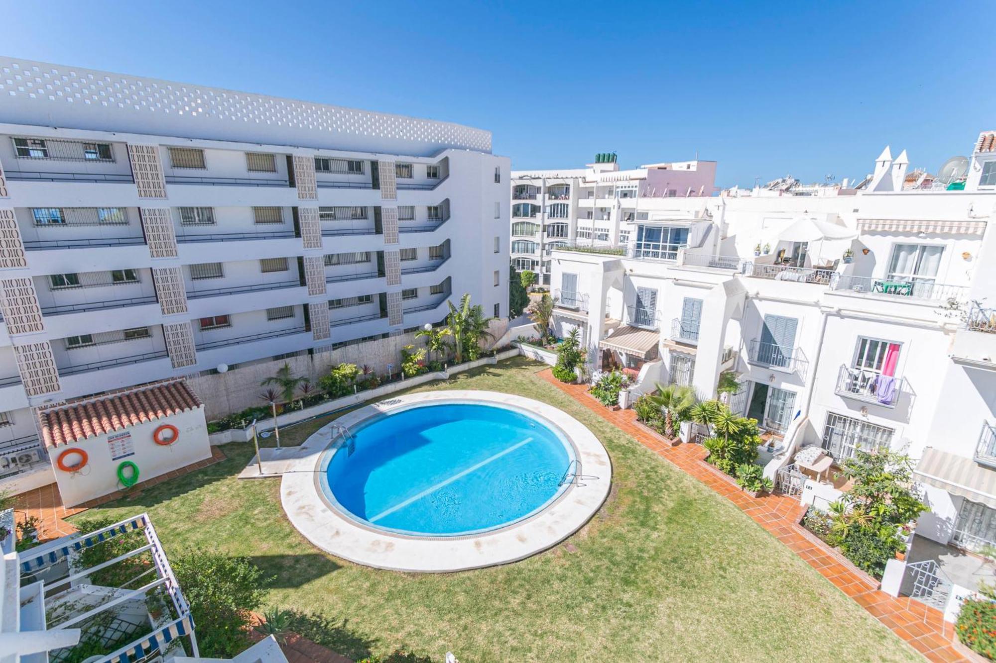 Canovas Nerja - Casa Adosada Con Piscina Los Huertos 6 Екстер'єр фото